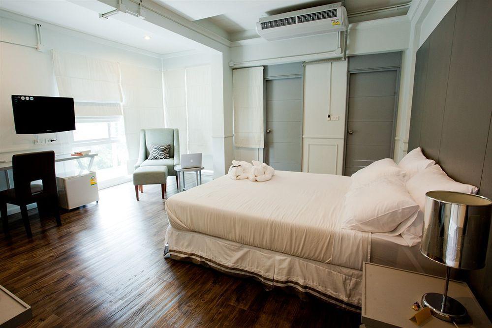 U431 Chaengwattana Hotel Nonthaburi Exterior photo