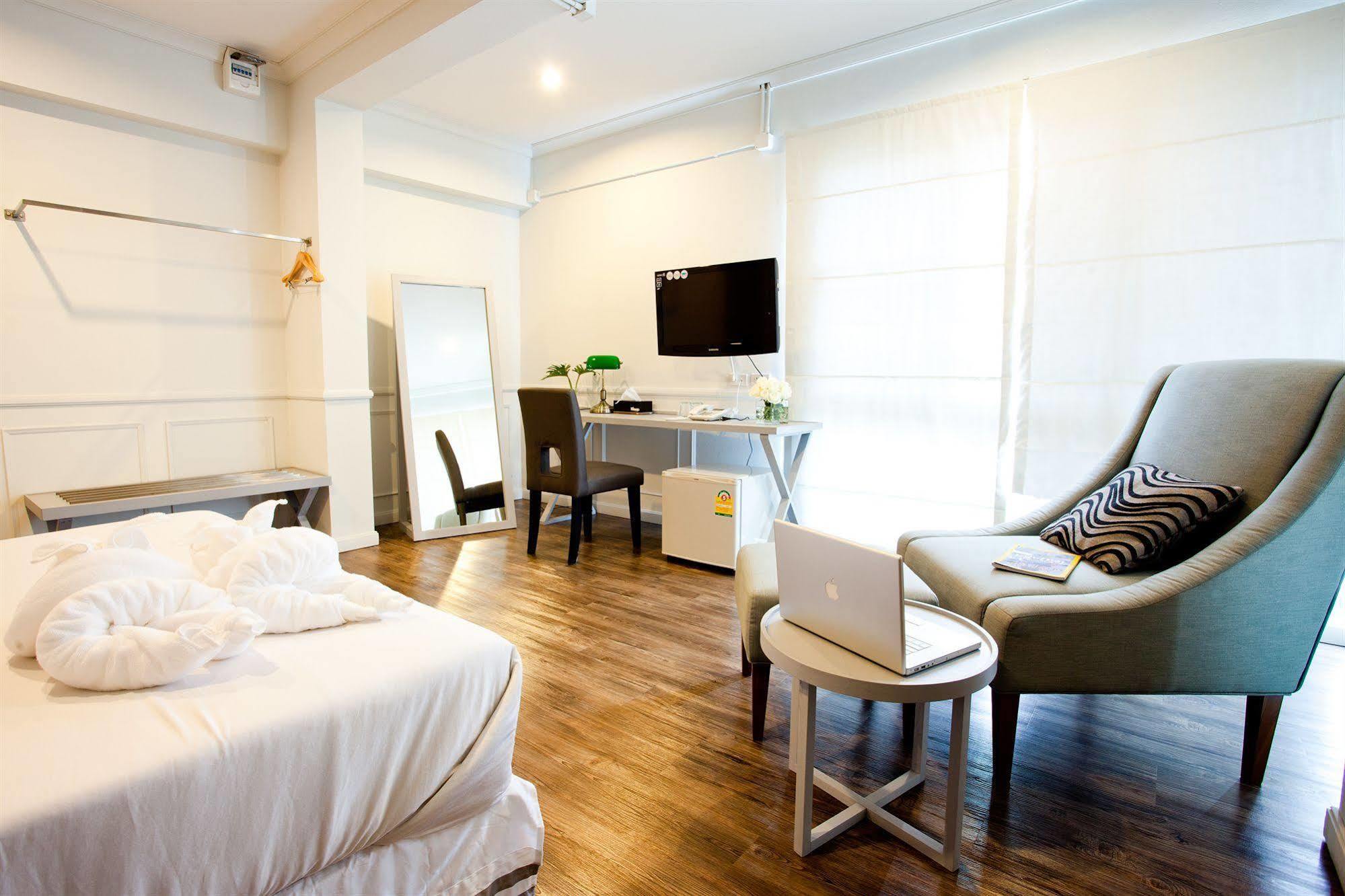 U431 Chaengwattana Hotel Nonthaburi Exterior photo