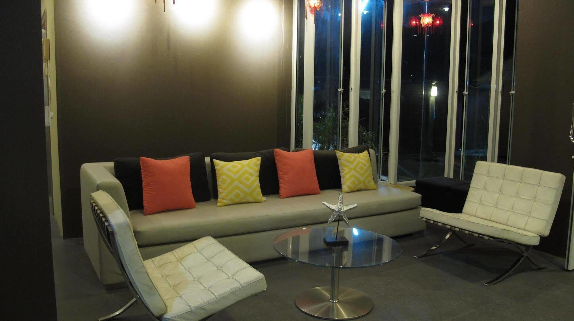 U431 Chaengwattana Hotel Nonthaburi Exterior photo